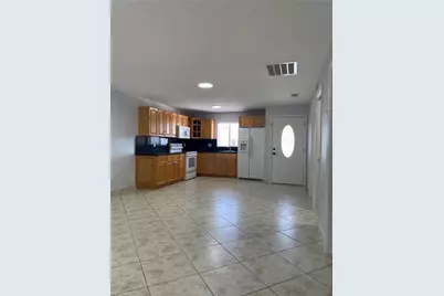 4132 SW 7th Pl #4132, Cape Coral, FL 33914 - Photo 3