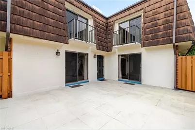 1418 Park Shore Cir #3, Fort Myers, FL 33901 - Photo 1