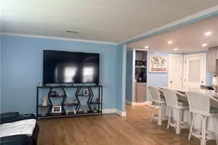 2781 Indianwood Dr, North Fort Myers, FL 33917 - Photo 9