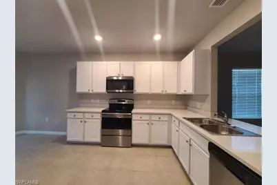 3153 Cozumel Ct, Cape Coral, FL 33909 - Photo 1