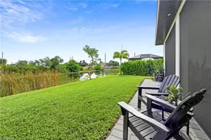 2425 SW 2nd Terrace, Cape Coral, FL 33991 - Photo 31
