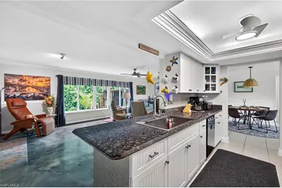 833 N Town and River Dr, Fort Myers, FL 33919 - Photo 5