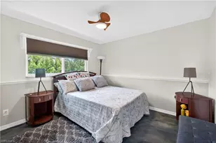 833 N Town and River Dr, Fort Myers, FL 33919 - Photo 27
