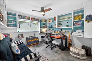 833 N Town and River Dr, Fort Myers, FL 33919 - Photo 29