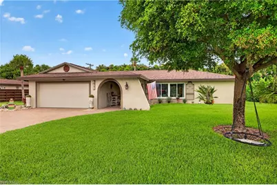 833 N Town and River Dr, Fort Myers, FL 33919 - Photo 33