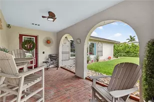833 N Town and River Dr, Fort Myers, FL 33919 - Photo 3