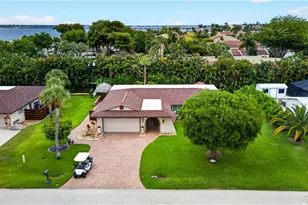 833 N Town and River Dr, Fort Myers, FL 33919 - Photo 47