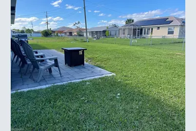 1229 SW 29th Ter, Cape Coral, FL 33914 - Photo 17