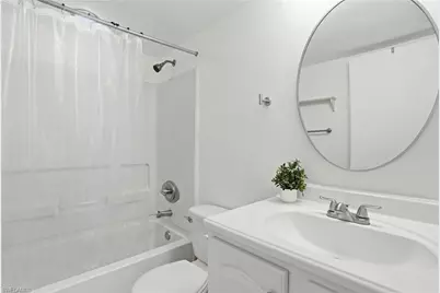 2885 Palm Beach Blvd #301, Fort Myers, FL 33916 - Photo 15