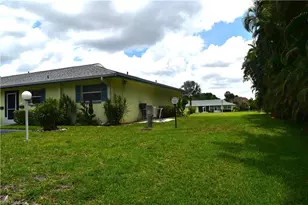 6801 Lake McGregor Cir, Fort Myers, FL 33919 - Photo 33