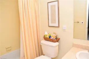 6801 Lake McGregor Cir, Fort Myers, FL 33919 - Photo 17
