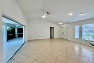 910 SW 3rd Ave, Cape Coral, FL 33991 - Photo 5