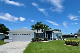 910 SW 3rd Ave, Cape Coral, FL 33991 - Photo 1