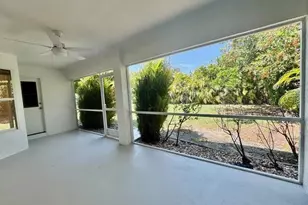 910 SW 3rd Ave, Cape Coral, FL 33991 - Photo 27