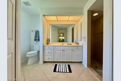 910 SW 3rd Ave, Cape Coral, FL 33991 - Photo 17