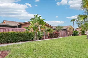 17327 Birchwood Ln, Fort Myers, FL 33908 - Photo 5