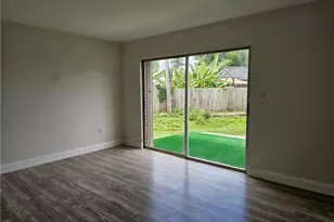 864 Courtington Ln, Fort Myers, FL 33919 - Photo 13