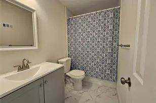 864 Courtington Ln, Fort Myers, FL 33919 - Photo 17