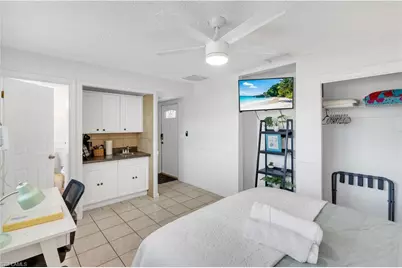 4353 Country Club Blvd #C, Cape Coral, FL 33904 - Photo 9