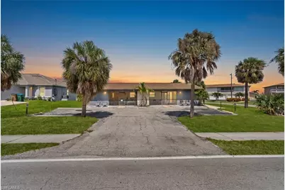 4353 Country Club Blvd #D, Cape Coral, FL 33904 - Photo 3