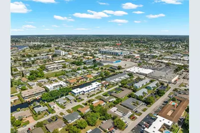 4913 Vincennes St #4, Cape Coral, FL 33904 - Photo 17