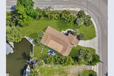 5602 Driftwood Pkwy, Cape Coral, FL 33904 - Photo 17
