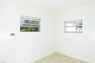 3042 Douglas Ave, Fort Myers, FL 33916 - Photo 9