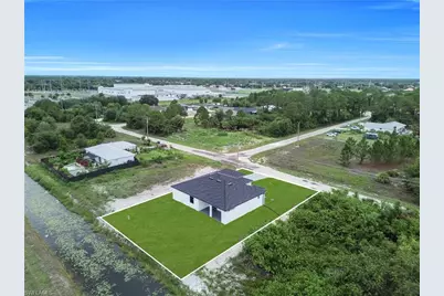 846 Charles Sise St E, Lehigh Acres, FL 33974 - Photo 47
