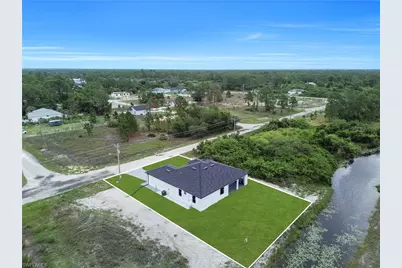 846 Charles Sise St E, Lehigh Acres, FL 33974 - Photo 45