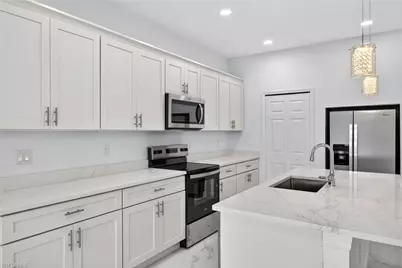 810 Jackson Ave, Lehigh Acres, FL 33972 - Photo 13