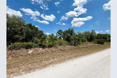 565 S Utopia St, Clewiston, FL 33440 - Photo 3