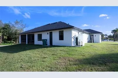 2565 28th Ave SE, Naples, FL 34117 - Photo 33
