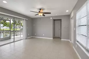 1107 SE 46th Ln, Cape Coral, FL 33904 - Photo 3