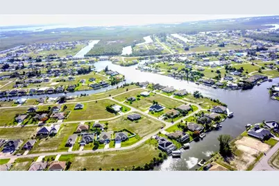 1846 NW 36th Pl, Cape Coral, FL 33993 - Photo 11