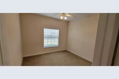 902 SW 21st Ln, Cape Coral, FL 33991 - Photo 9