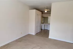 902 SW 21st Ln, Cape Coral, FL 33991 - Photo 15