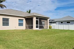 902 SW 21st Ln, Cape Coral, FL 33991 - Photo 19