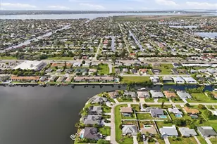 147 SW 47th Terrace, Cape Coral, FL 33914 - Photo 23