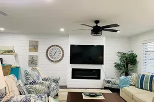 1111 SE 31st St, Cape Coral, FL 33904 - Photo 13