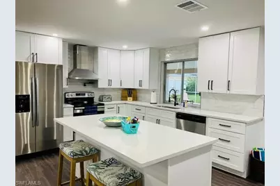 1111 SE 31st St, Cape Coral, FL 33904 - Photo 5