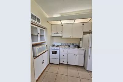 8101 Country Rd #201, Fort Myers, FL 33919 - Photo 9