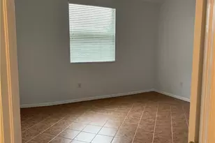 15401 Bellamar Cir, Fort Myers, FL 33908 - Photo 9