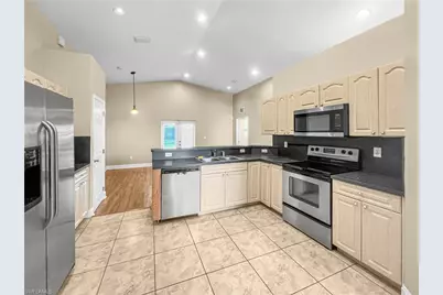 2105 NE 15th Ter, Cape Coral, FL 33909 - Photo 17