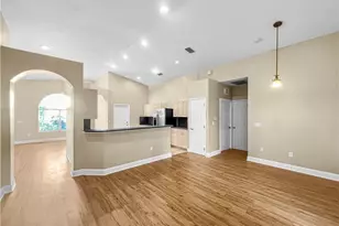2105 NE 15th Terrace, Cape Coral, FL 33909 - Photo 13