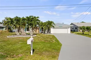 12213 Star Shell Dr, Matlacha Isles, FL 33991 - Photo 3
