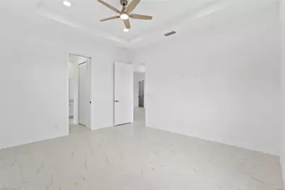 2130 NE 26th St, Cape Coral, FL 33909 - Photo 21