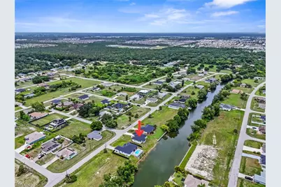 2130 NE 26th St, Cape Coral, FL 33909 - Photo 5