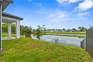 2130 NE 26th St, Cape Coral, FL 33909 - Photo 27