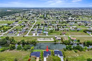 2130 NE 26th St, Cape Coral, FL 33909 - Photo 29