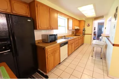 5227 Glade Ct, Cape Coral, FL 33904 - Photo 15